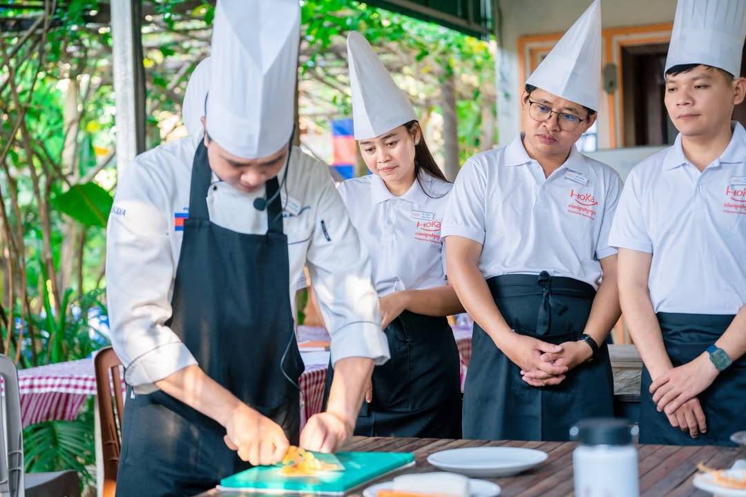 Promoting the Gastronomy Sector through Technical Capacity Building for Tourism Professionals and HoKa Trainers in Culinary Arts!