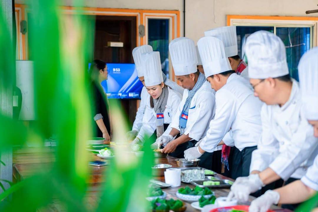 Promoting the Gastronomy Sector through Technical Capacity Building for Tourism Professionals and HoKa Trainers in Culinary Arts!