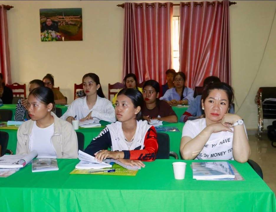 The Kratie Provincial Department of Tourism, Funded by Swisscontact, Launches Food and Beverage Service Training Program!