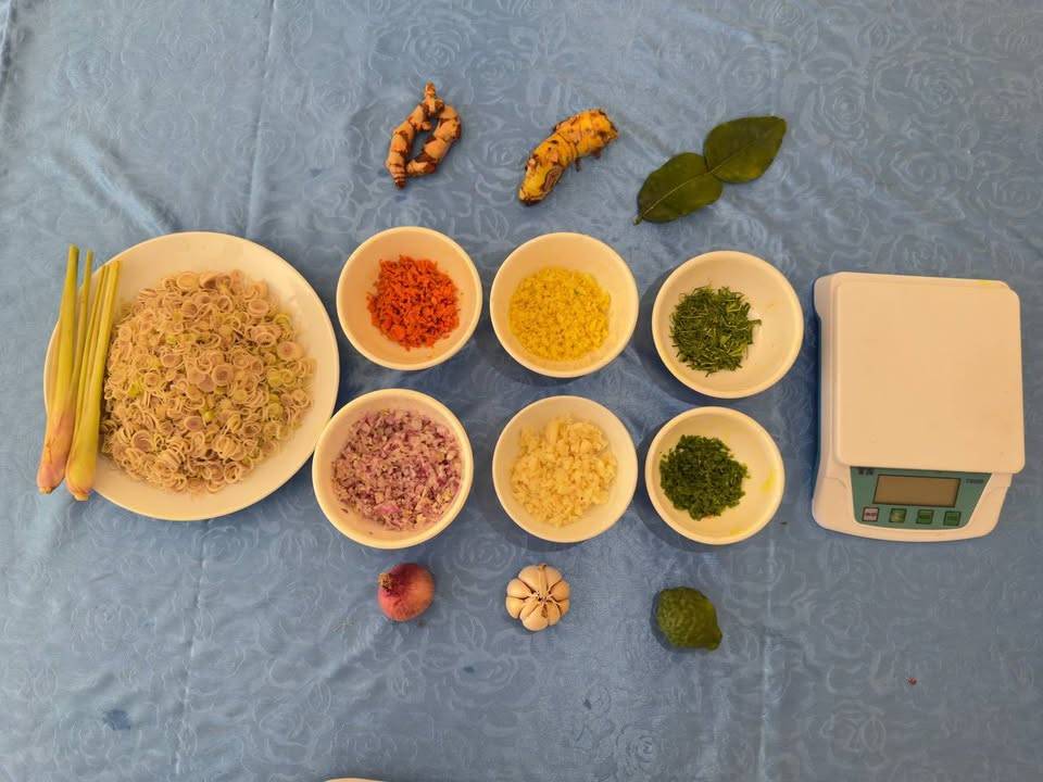 The Stung Treng Provincial Department of Tourism, funded by Swisscontact, successfully concluded a comprehensive vocational training program in Cooking.