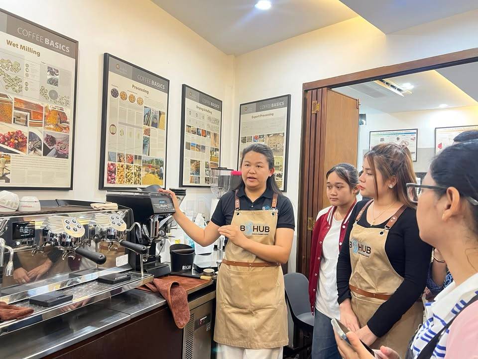 Strategic Collaboration Between the Ministry of Tourism and B-Hub Barista Training Centre: Commencement of the Second Complimentary Introductory Barista Skills Training Program in Phnom Penh!