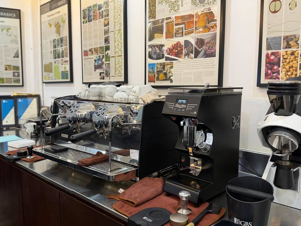 Strategic Collaboration Between the Ministry of Tourism and B-Hub Barista Training Centre: Commencement of the Second Complimentary Introductory Barista Skills Training Program in Phnom Penh!
